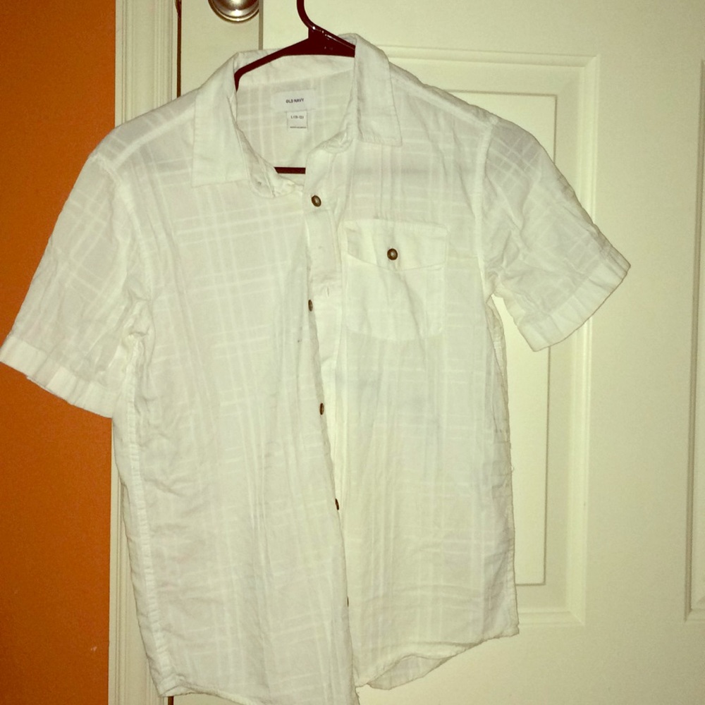 Old navy white button up tee shirt